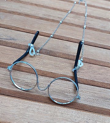 Óculos redondo de metal com correntinha sem lentes