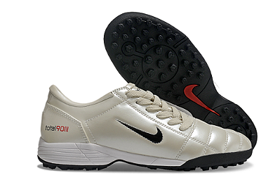 Chuteira Nike Total 90