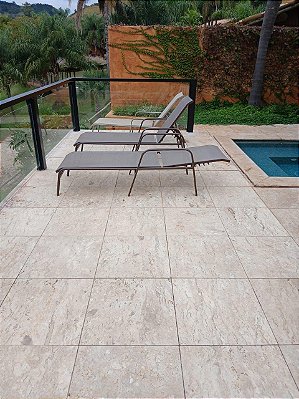 Piso Mármore Travertino Escovado 1,0 a 1,40 m²