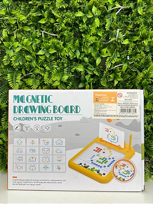 Magnetic drawing board (Quadro Magneticto)