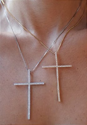 Corrente crucifixo cravejado zircônia ródio