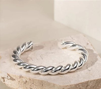 Bracelete prateado
