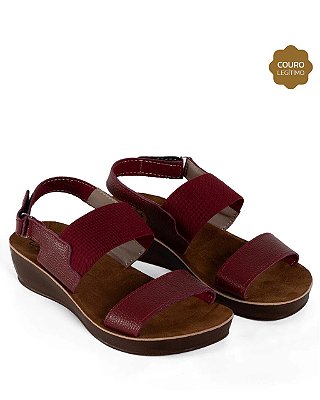 Sandália Feminina em Couro Vinho Confortável