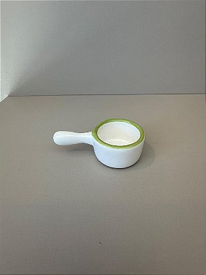 ADORNO PANELA LISA MINI CABO AZEITONINHAS KITCHEN