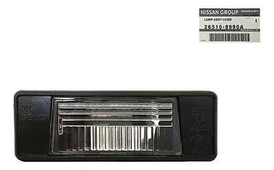 Lanterna Placa Nissan Kicks 2017/21 / Versa 2016/20