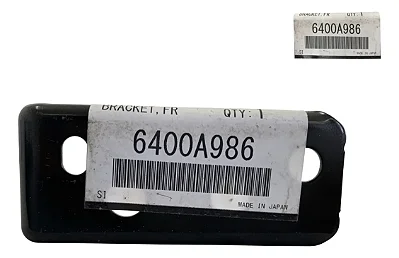 Suporte Parachoque Dianteiro Direito Mitsubishi Pajero 08/19