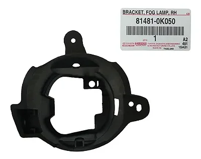 Suporte Farol Neblina Lado Direito Toyota Hillux 2005/15
