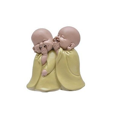 MONGE VERDE COCHICANDO RESINA DECORATIVO 12CM