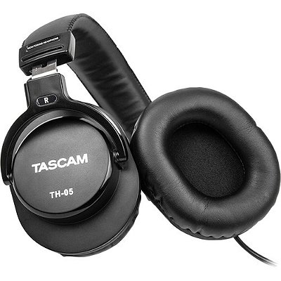 Fone Profissional Tascam TH-05 Ultracompacto