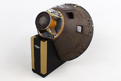 Miniatura Nave Capsula Apollo 11 E5625 NASA 1/25 Daron Worldwide Trading