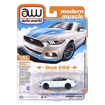Miniatura Auto World Modern Muscle 2016 Ford Mustang Gt King Premier Edition 1:64