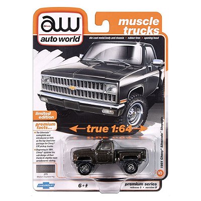 Miniatura Auto World Muscle Trucks 1981 Chevy Silverado Stepside 1:64