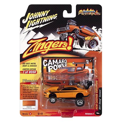 Miniatura Johnny Lightning Street Freaks 2011 Chevy Camaro 1:64