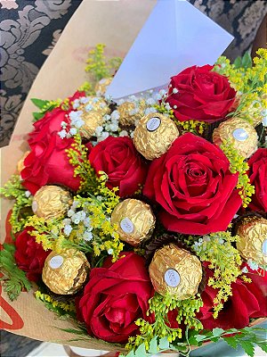 Rosas Vermelhas com Ferrero Rocher