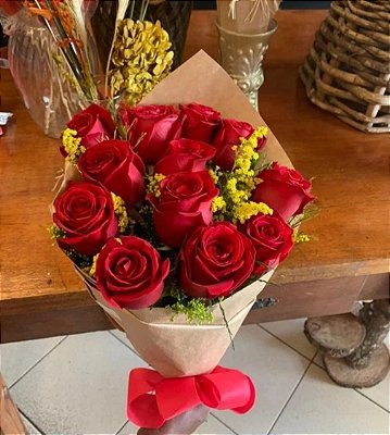Ramalhete de rosas vermelhas
