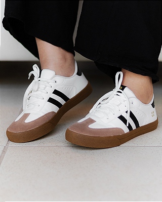 Tenis