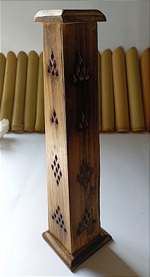 Incensário de Madeira Torre