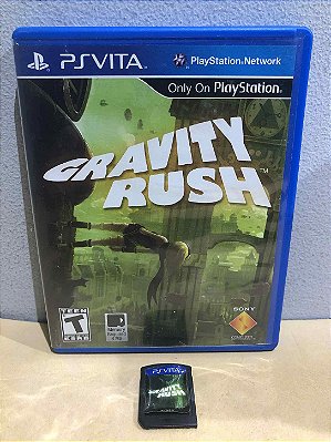 COM DETALHES - Gravity Rush Americano PS Vita