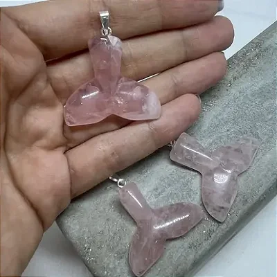 PINGENTE RABO DE BALEIA QUARTZO ROSA