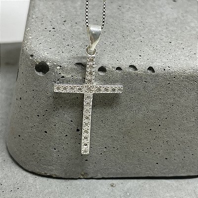 PINGENTE CRUCIFIXO CRAVEJADO