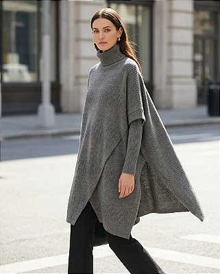 MAXI SOBREPOSIÇÃO EM TRICÔ, GOLA ALTA