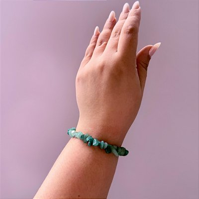 Pulseira de Quartzo Verde – Pedra Natural para Cura, Equilíbrio e Renovação Energética