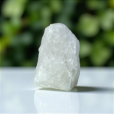 Quartzo Branco Base Serrada – Purificação e Energia Suave