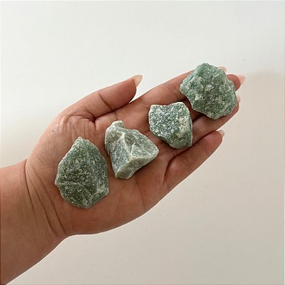 Quartzo Verde Bruto – Cura, Equilíbrio e Renovação