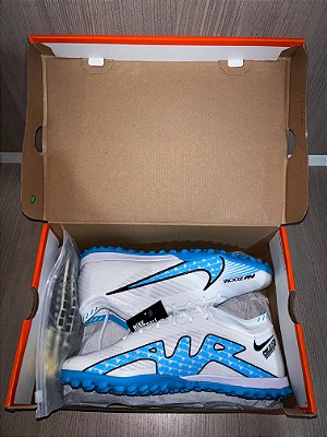 Chuteira Nike Mercurial Society Branca e Azul