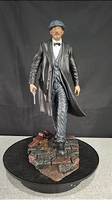 Arthur Shelby Peaky Blinders Estilo Gangster! 1:8 25cm Pintura estilo realista.
