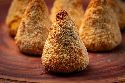 Coxinha Fit de Frango Recheada com Requeijão Cremoso - 100 gr
