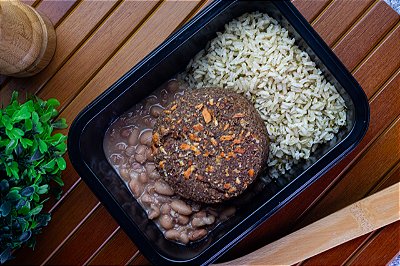 Quibe Recheado com Catupiry, Arroz Integral e Feijão Carioca - 300gr