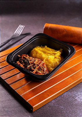 Carne Desfiada com Purê de Mandioquinha - 250gr