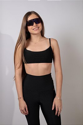 TOP PRETO LISO FRENTE VAZADO COSTAS