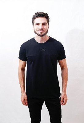 Camiseta Masculina Piquet Gola Redonda Malha Waffle Bordado