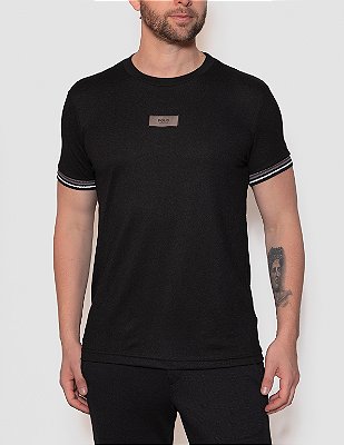 Camiseta masculina com etiqueta frontal em malha piquet Polo RG518