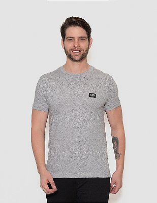 Camiseta Masculina Básica texturizada etiqueta emborrachada