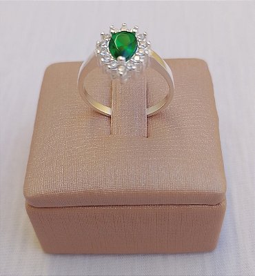 Anel com Zircônia Branca e Gota de Cristal Verde