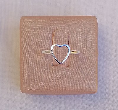 Anel Coração Vazando Médio