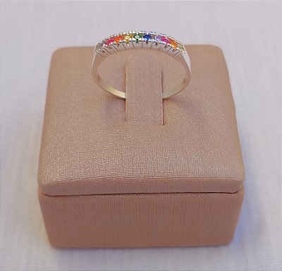 Anel Aparador com Zircônias Coloridas