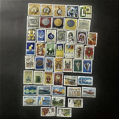 47 Selos Comemorativos do Brasil - Ano 1977 - Mint - ref.30