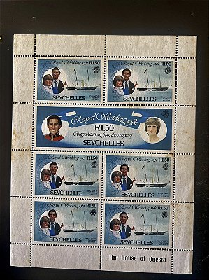 Bloco de Selos Estrangeiros - Royal Medding 1981 - Seychelles - Pequenas Manchas - ref.235