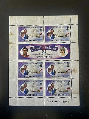 Bloco de Selos Estrangeiros - Royal Medding 1981 - Seychelles - Pequenas manchas - ref.321