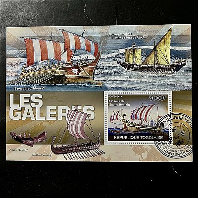 Bloco de Selos Estrangeiros - Republica Togolaise - Les Galeres - Nuestra Senõra de Atocha - 2010 - com carimbo - ref.525