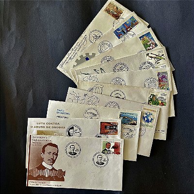10 Envelopes Comemorativos do Brasil com carimbo Comemorativo e Selos - ref.567