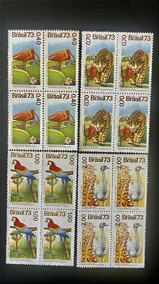 04 Quadras de Selos do Brasil - Fauna e Flora - 1973 - Mint - ref.673