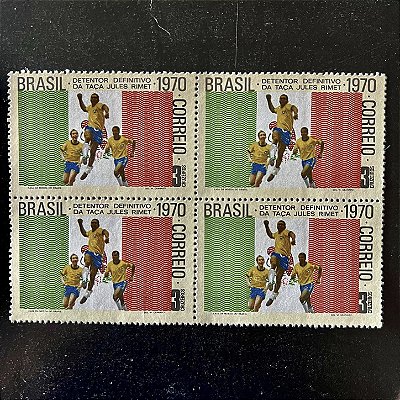 Quadra de Selos Comemorativos do Brasil - Brasil Tri-Campeão Mundial de Futebol - 1970 - Mint - ref.932