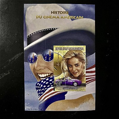 Bloco de Selos Estrangeiros - Republica Madagascar - Homenagem a atriz Sharon Stone - 1999 - Mint - ref.932