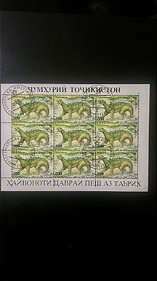 Mini Folha de Selos do Tadjiquistão - Temática Dinossauros - ref.952