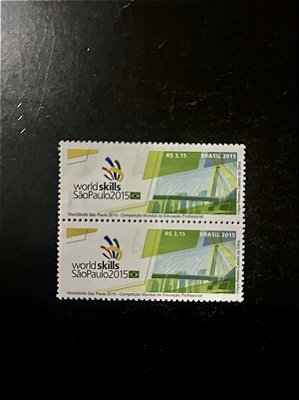 Dupla de Selos Comemorativos do Brasil - Ano 2015 - Competição Mundial de Educação Profissional - Mint - ref.2073